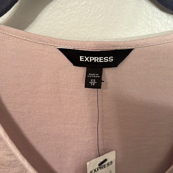 Champagne v neck blouse shirt, cap sleeves. NEW WITH TAGS - Picture 4 of 5